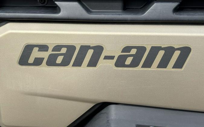2023 Can-Am Defender X mr HD10