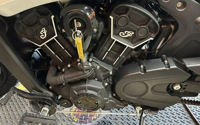 2017 Indian Scout Sixty Pearl White