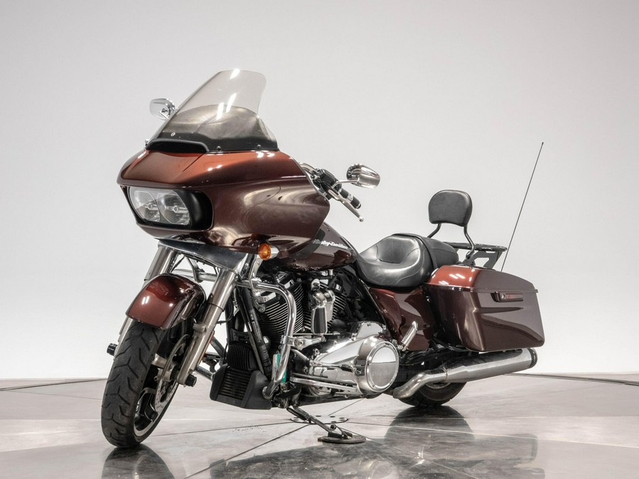 2019 HARLEY-DAVIDSON FLTRX ROAD GLIDE in Twisted Cherry