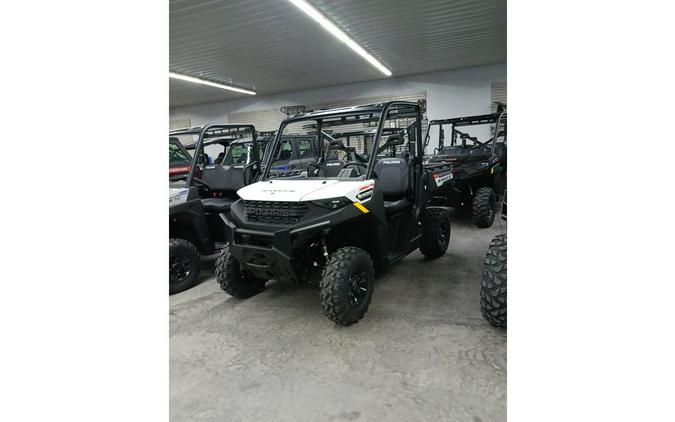 2024 Polaris Industries RANGER 1000 PREMIUM - WHITE LIGHTNING