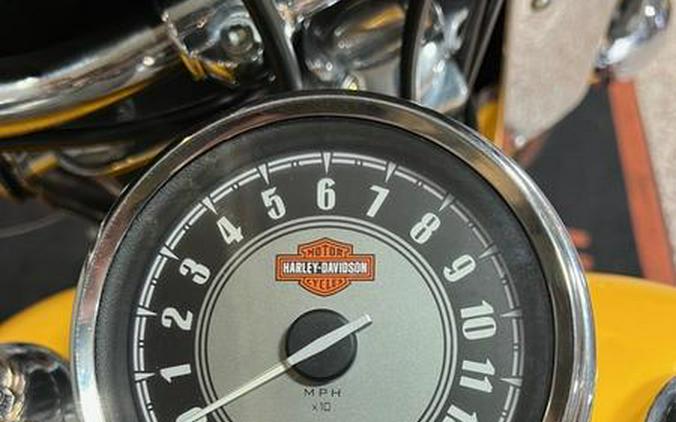 2011 Harley-Davidson® FLSTC - Heritage Softail® Classic