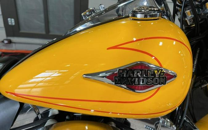 2011 Harley-Davidson® FLSTC - Heritage Softail® Classic