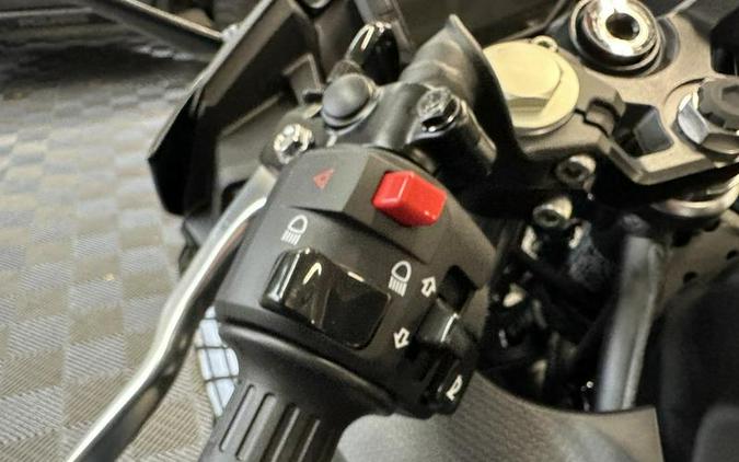 2026 Kawasaki Ninja® 500 Metallic Flat Spark Black