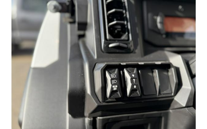 2026 Can-Am SSV DEF MAX LTD 65 HD11 WH HB 26 Limited HD11