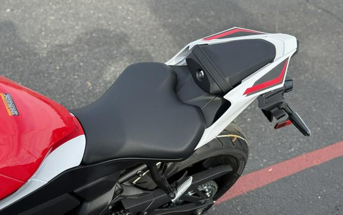 2026 Yamaha YZF-R7 70th Anniversary Edition