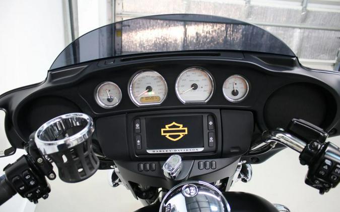 2017 Harley Davidson Street Glide Special FLHXS