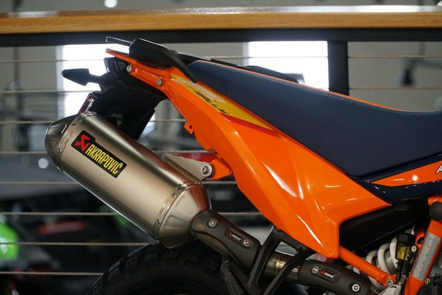 2027 KTM Adventure 890 R Rally