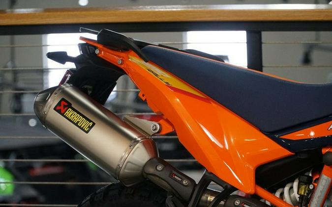 2027 KTM Adventure 890 R Rally