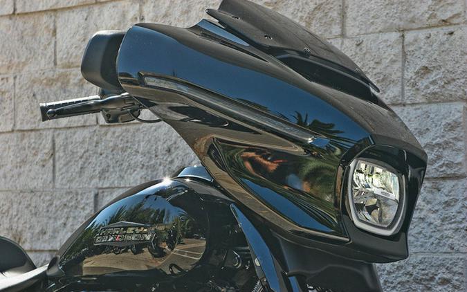 2026 Harley-Davidson Street Glide FLHX