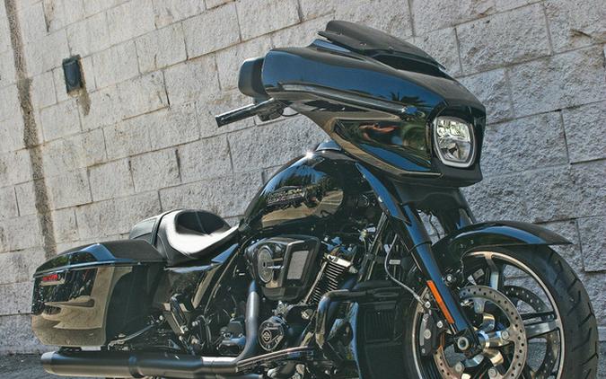 2026 Harley-Davidson Street Glide FLHX