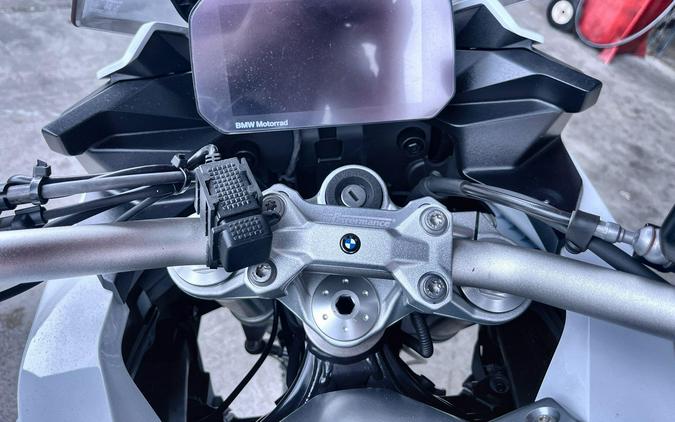 2020 BMW F 900 XR