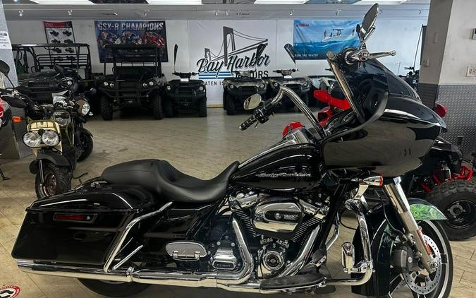 2019 Harley-Davidson® Road Glide Base