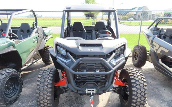 2023 Can-Am® Commander XT-P