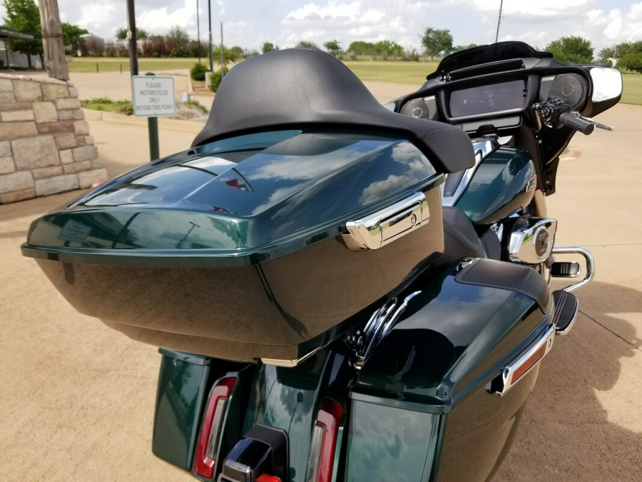 ACCESSORIZED! 2024 Harley-Davidson® Street Glide® Alpine Green