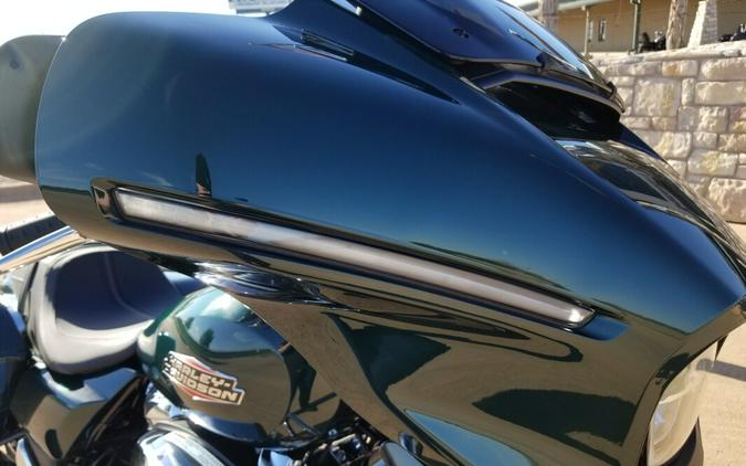 2024 Harley-Davidson® Street Glide® Alpine Green