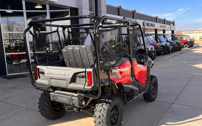 2024 Honda Pioneer 1000-5 Deluxe