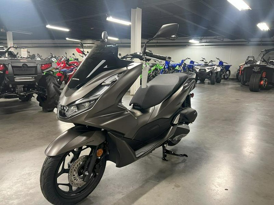 2024 Honda® PCX