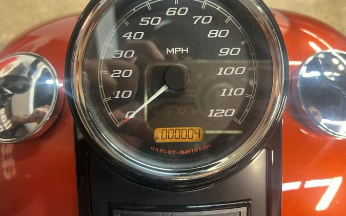 2025 Harley-Davidson Road King Special