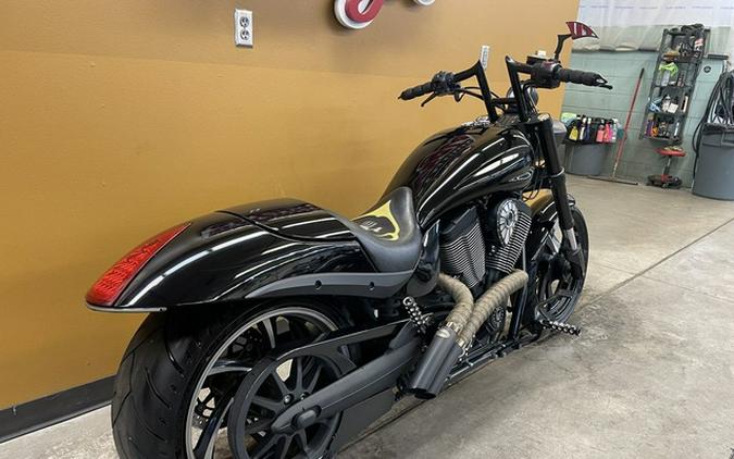 2013 Victory Motorcycles Hammer 8-Ball Solid Black