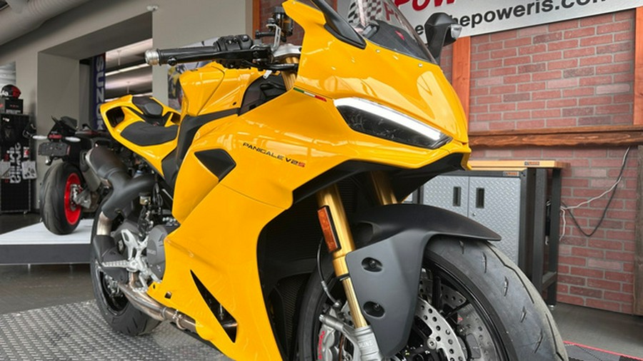 2026 Ducati Panigale V2 S