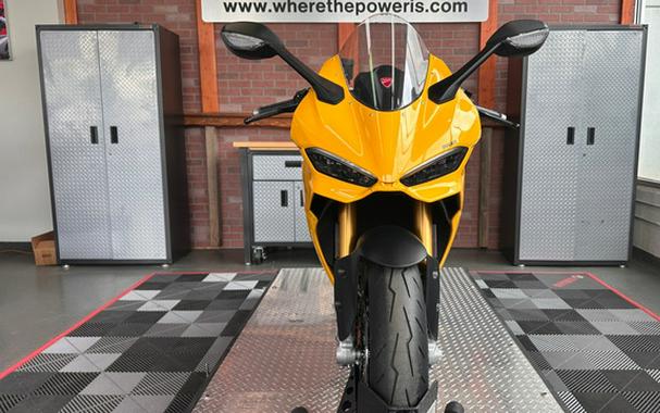 2026 Ducati Panigale V2 S