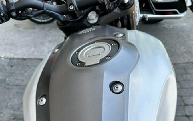 2016 Yamaha XSR 900