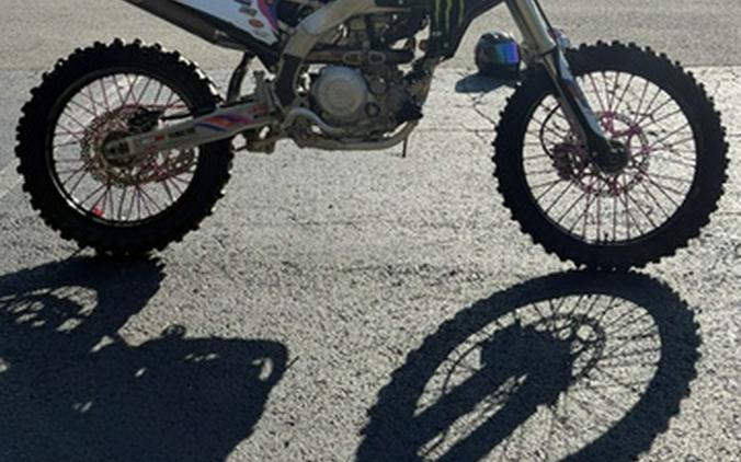2024 Yamaha YZ 450F 50Th Anniversary Edition