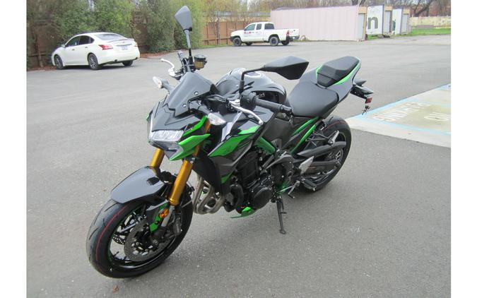 2024 Kawasaki Z 900 SE ABS