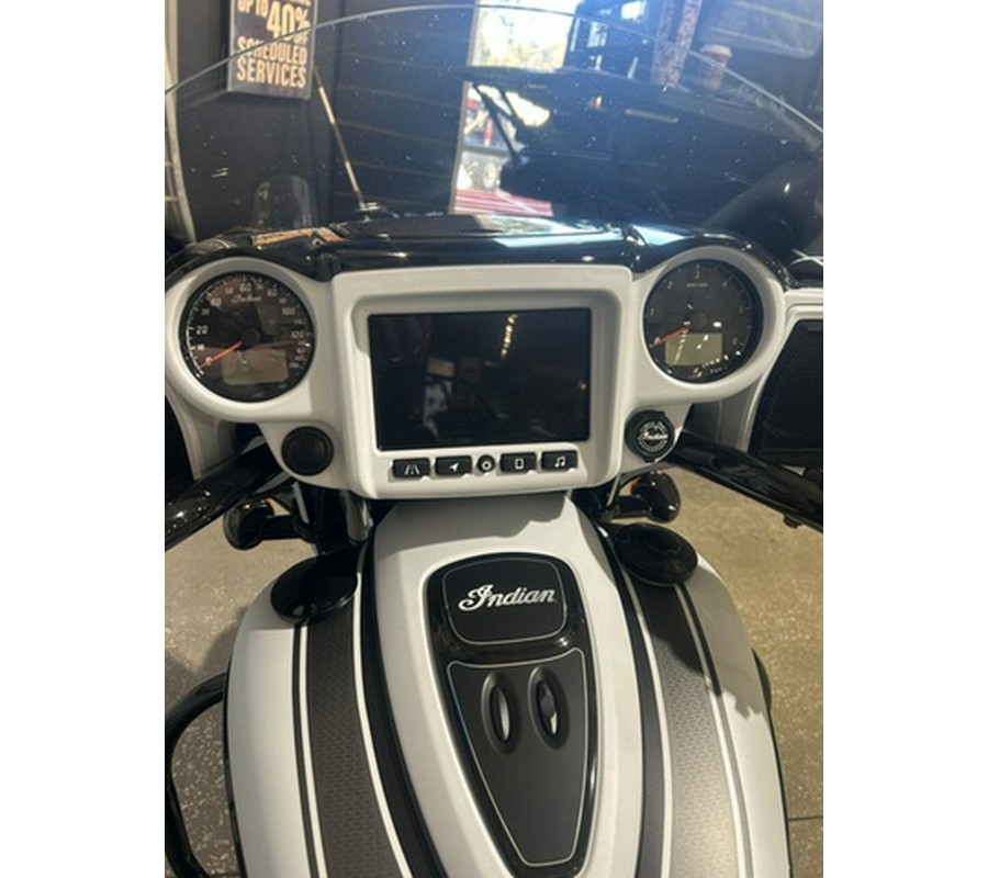 2024 Indian Chieftain Dark Horse Black Smoke