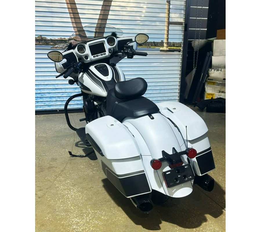 2024 Indian Chieftain Dark Horse Black Smoke