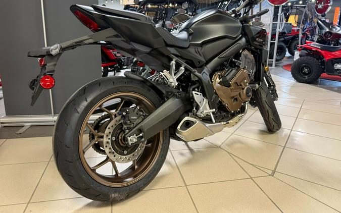 2026 Honda CB650R E-Clutch