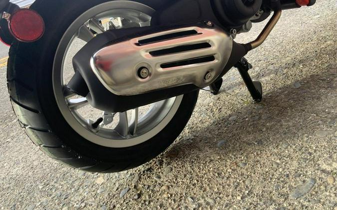 New 2024 Vespa PRIMAVERA 50
