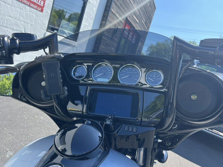 2019 Harley-Davidson Street Glide Special FLHXS