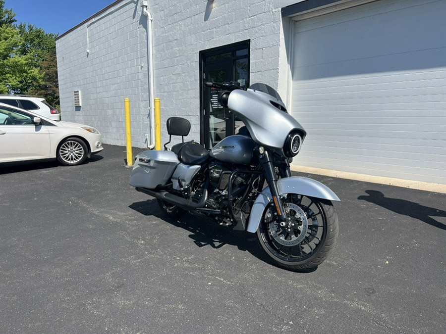 2019 Harley-Davidson Street Glide Special FLHXS