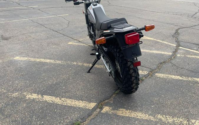 2027 TW200 - Yamaha
