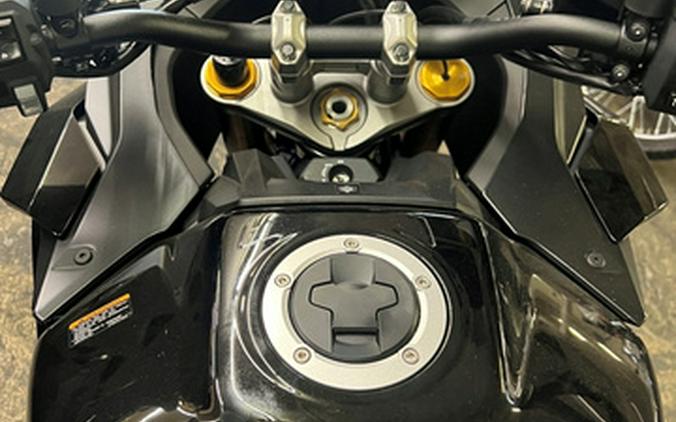 2027 Suzuki GSX-S 1000GX+