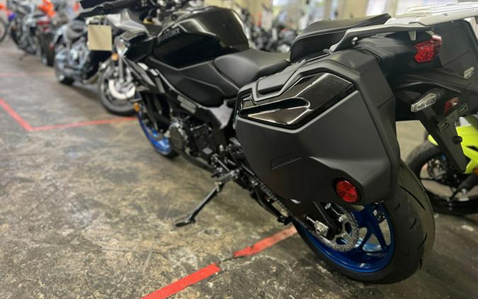 2027 Suzuki GSX-S 1000GX+