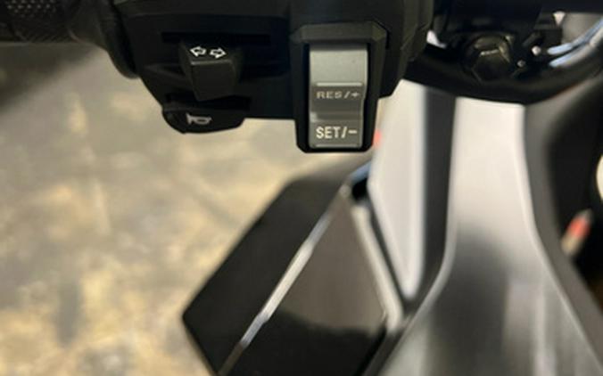 2027 Suzuki GSX-S 1000GX+
