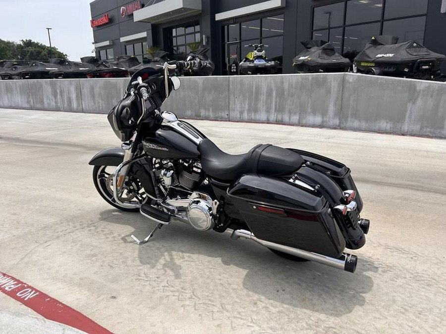 2018 Harley-Davidson® FLHX - Street Glide®