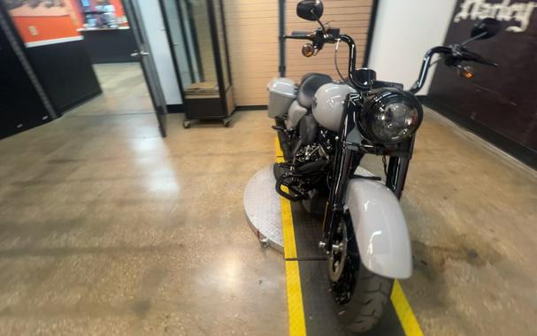 2025 Harley-Davidson Road King Special