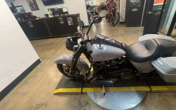 2025 Harley-Davidson Road King Special