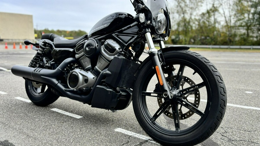 RH975 2022 Nightster™