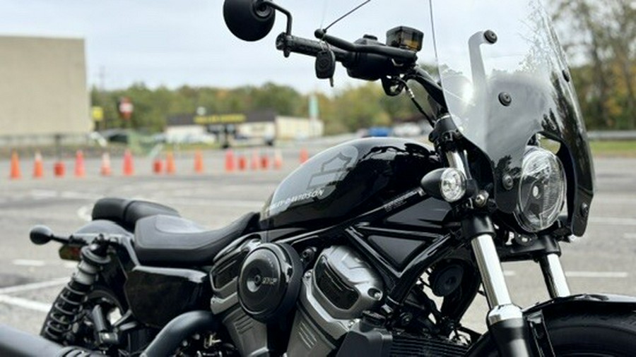 RH975 2022 Nightster™