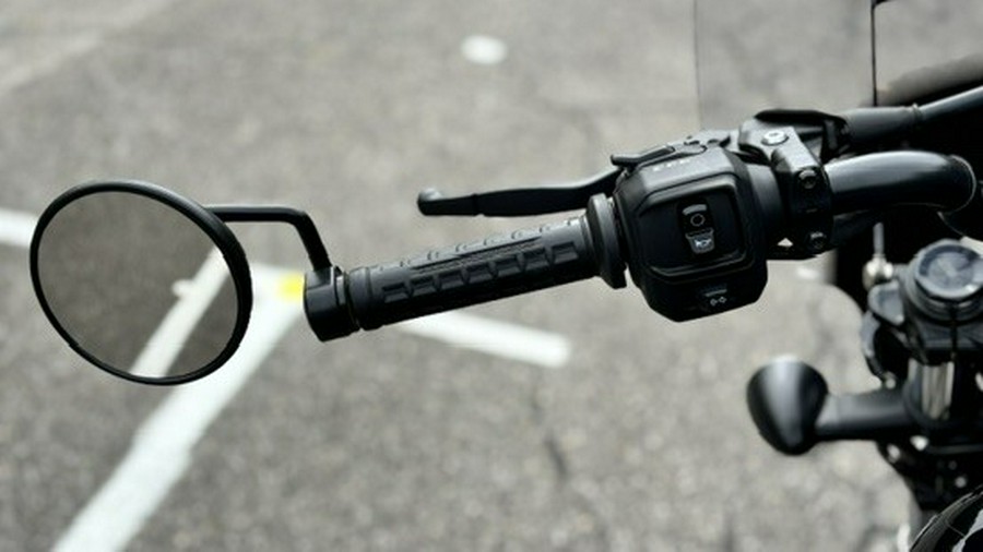 RH975 2022 Nightster™