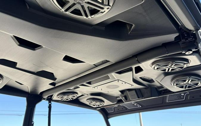 2026 Can-Am® Defender MAX XT HD9