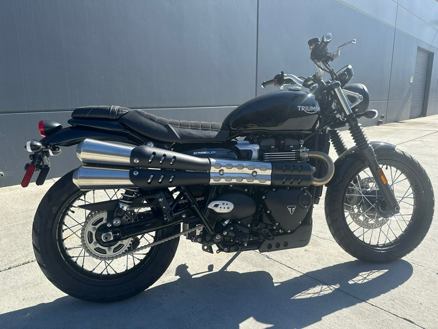 2024 TRIUMPH SCRAMBLER 900