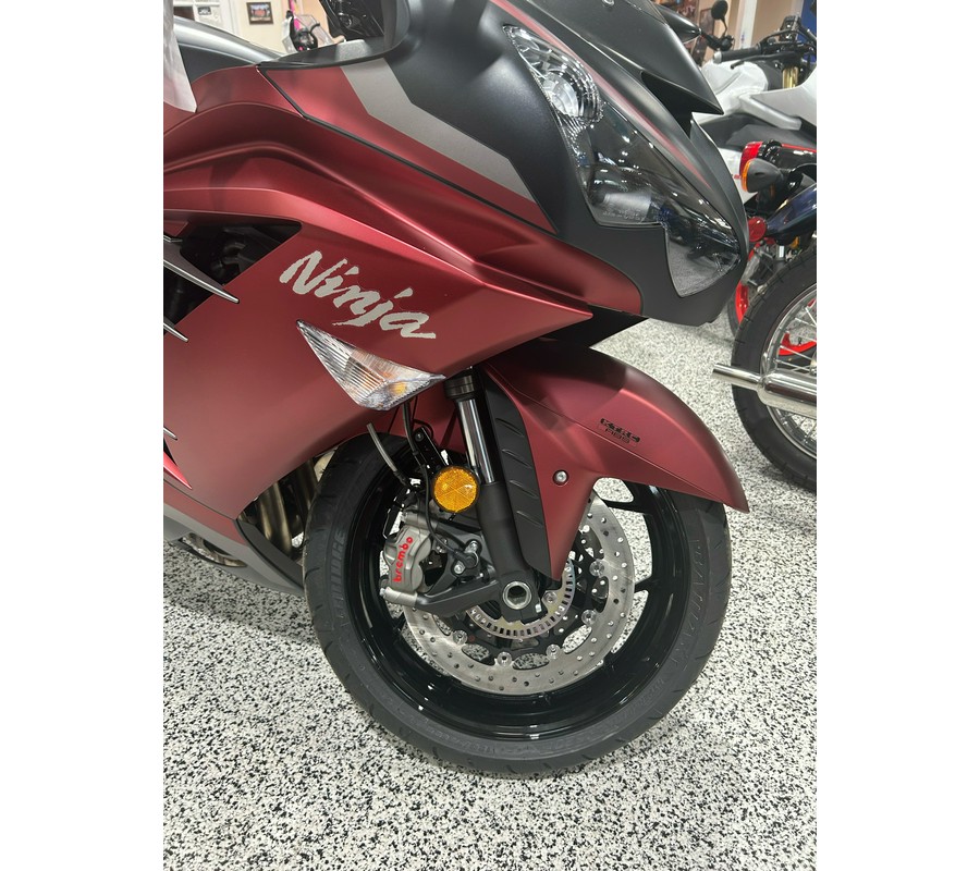 2025 Kawasaki Ninja® ZX™-14R ABS