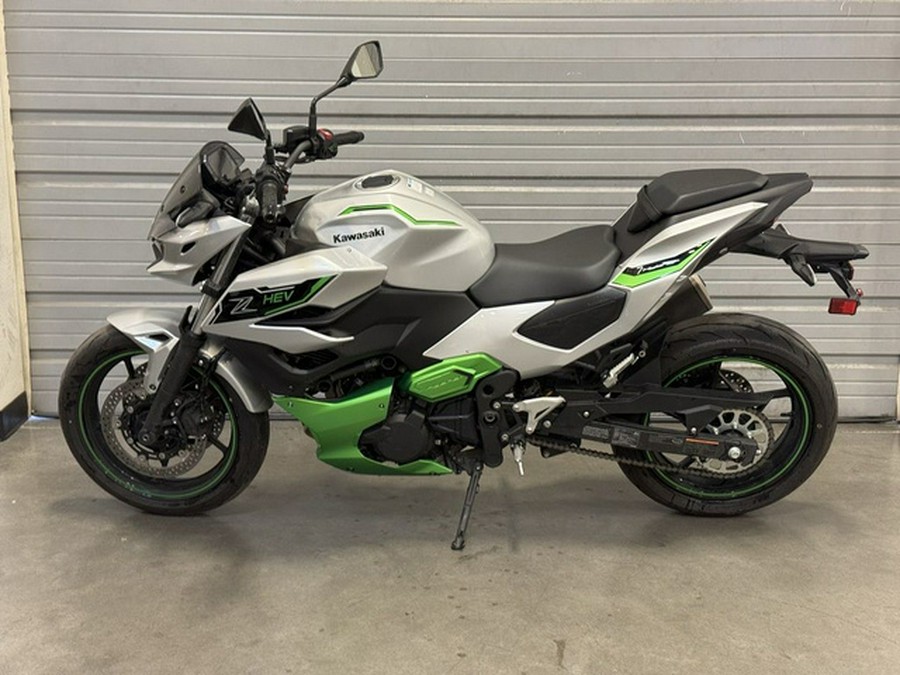 2024 Kawasaki Z7 Hybrid ABS