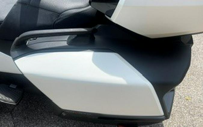 2026 Can-Am Spyder RT STS