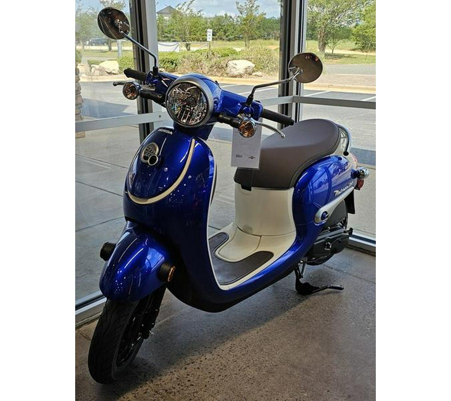 2024 Honda® Metropolitan